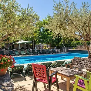 Logis Restaurant L'escarbille Saint-Martin-dʼArdèche